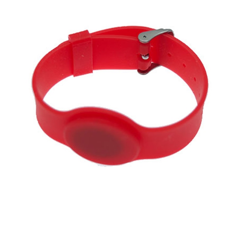 Bild på Red wristband 13.56 1KB Adjustable strap. 70105015 (DE,SE,NO,FI,RO,PL)