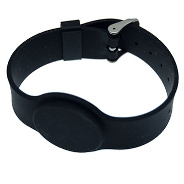 Bild på Black wristband Salto Compatible Adjustable strap. 70105091 (DE,SE,NO,FI,RO,PL)