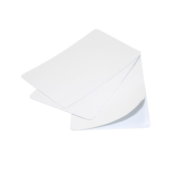 Bild på Blank white Self-Adhesive plastic card - CR80. 70102146 (DE,SE,NO,FI,RO,PL)