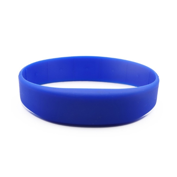 Bild på Blått armband 13,56 MHz för barn. 70105118