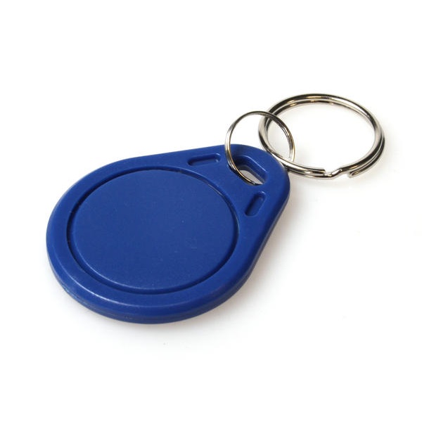 Bild på Keyfob Mifare Classic® EV1 4K NXP blue 13.56 MHz. Chip NXP Phillips. Key fob. 70102625 (DE,SE,NO,FI,RO,PL)